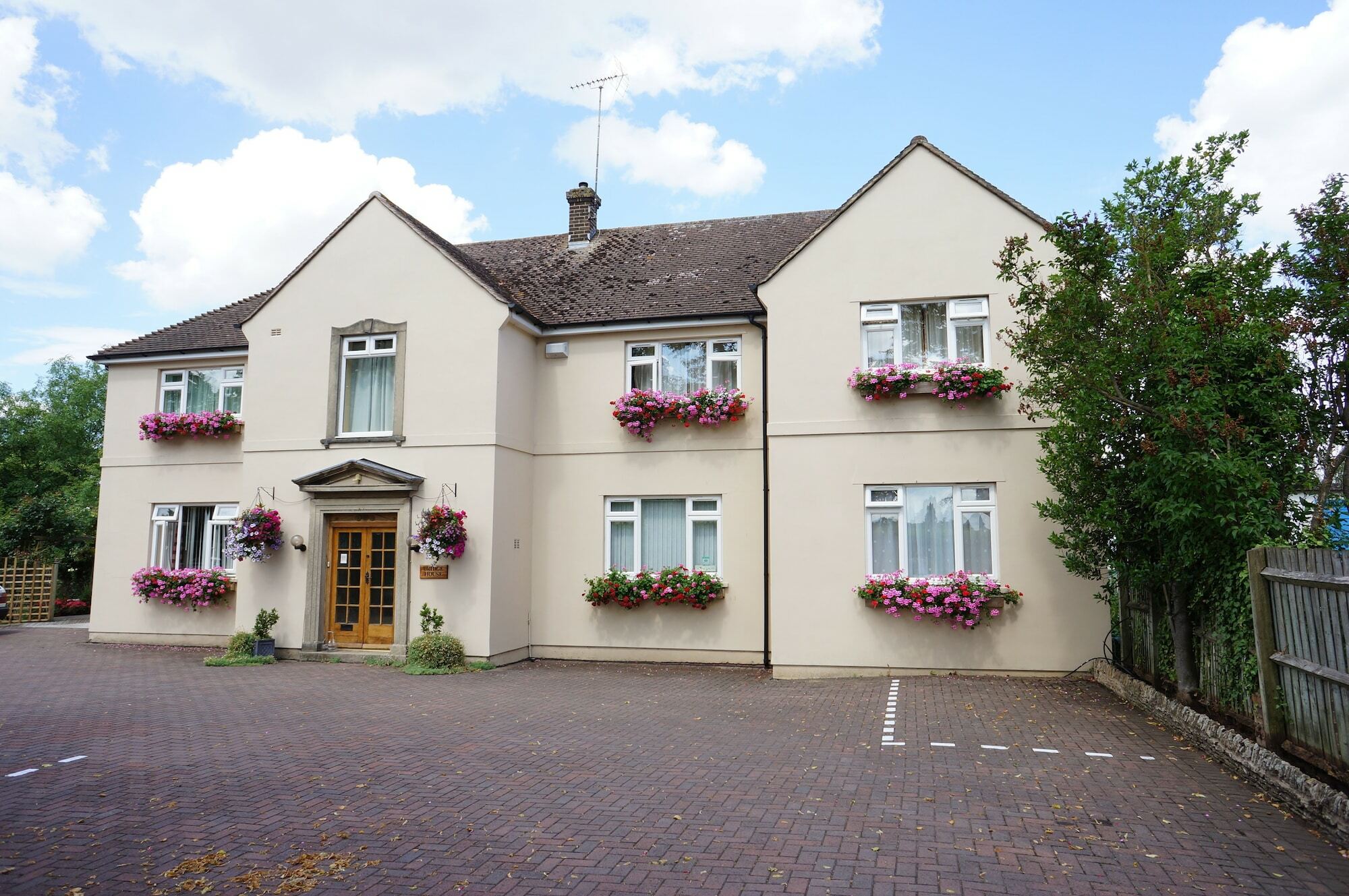 Bridge House B&B Cheltenham Dış mekan fotoğraf